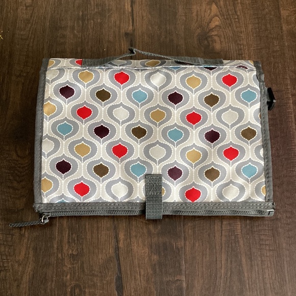 Skip Hop Portable Baby Changing Pad, Multi-color - Picture 2 of 8